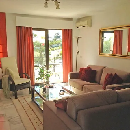Appartement Spacious, Newly Renovated